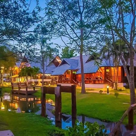 Nan Bluesky Resort And Spa Екстериор снимка